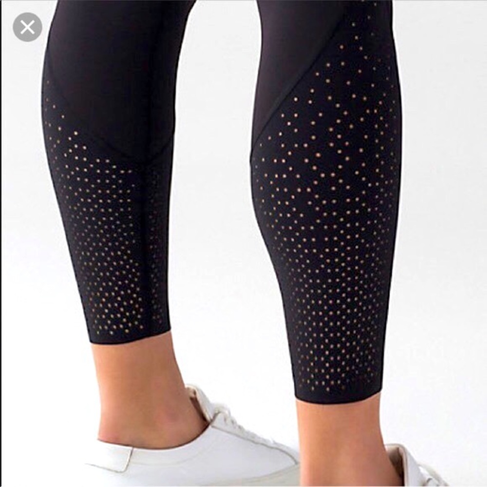 Lululemon 7/8 Perforated Leggings